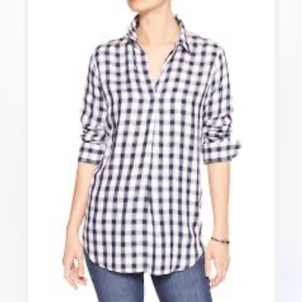 Banana republic boyfriend fit plaid blouse